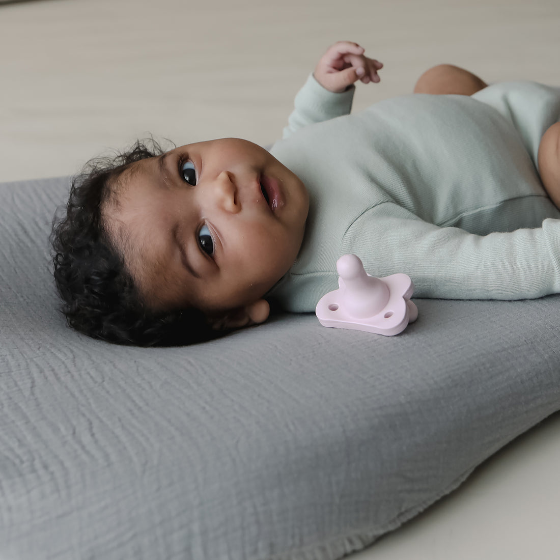 Infant Lounger Muslin Cover | Stone